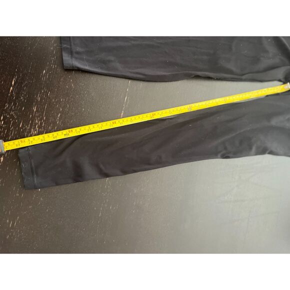 Lululemon Women's Black Speed up Tight Legging Size 28 Inseam/12in Waist - Picture 4 of 5
